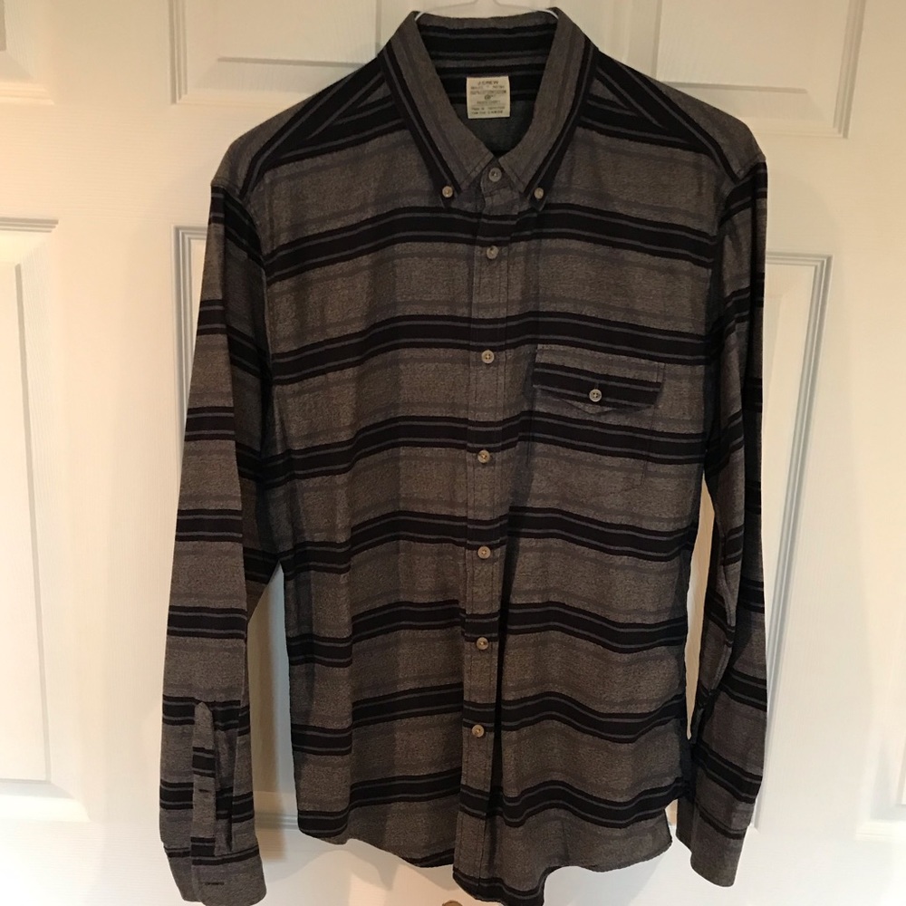 Men’s J Crew shirt